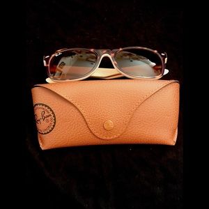 Brown Ray-Ban Sunglasses with Case